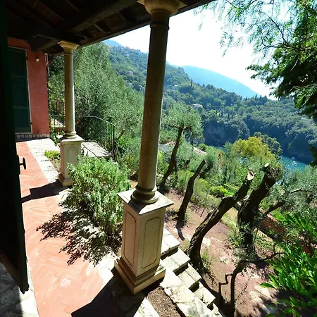 Near Tuscan Sea Access Lerici